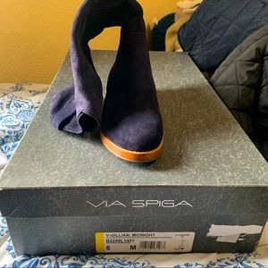 Brand  new Via Spiga Tall boots, Size 6
